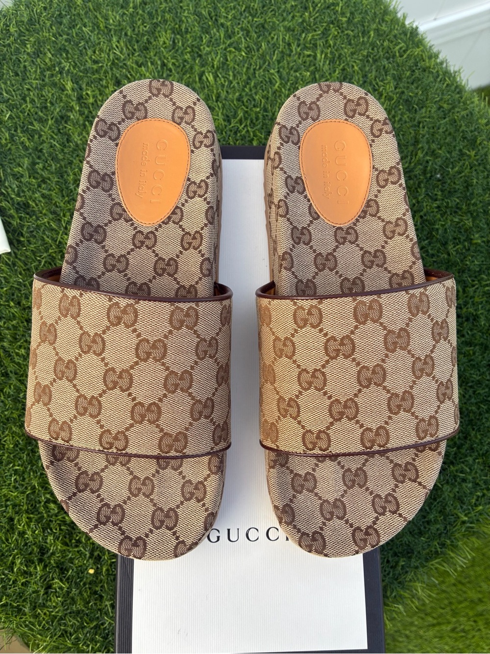 GUCCI BEIGE EBONY GG SUPREME MONOGRAM  CANVAS AND LEATHER SLIDE SANDAL G9 NEW